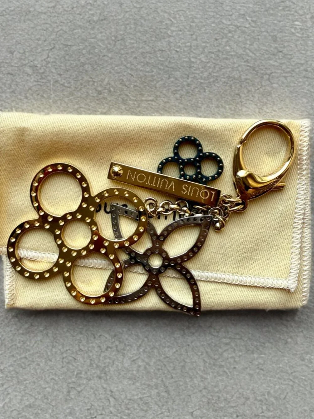 Louis Vuitton Mixed Metal Bijoux Sac Tapage Bag Charm